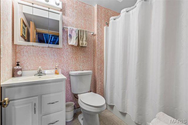 9367 E Vista Drive, Hillsboro, MO 63050