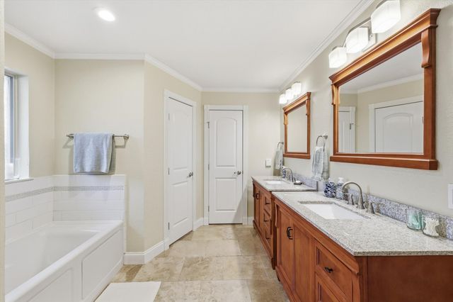 3104 Nottingham Drive, Denton, TX 76209