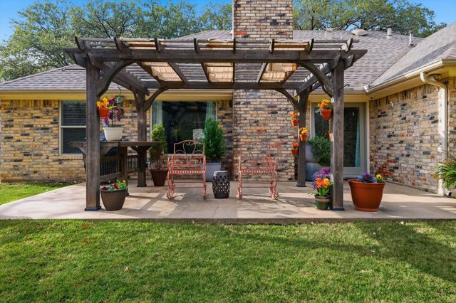 3104 Nottingham Drive, Denton, TX 76209