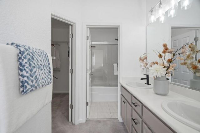 527 Marble Arch Avenue, San Jose, CA 95136