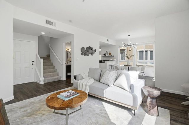 527 Marble Arch Avenue, San Jose, CA 95136