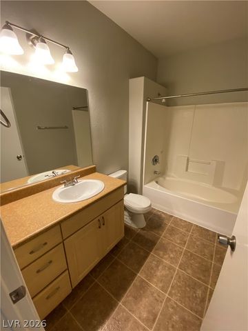 8250 North Grand Canyon Drive 2013, Las Vegas, NV 89166
