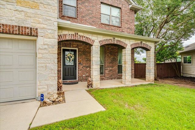 2061 Genesta DR, Buda, TX 78610