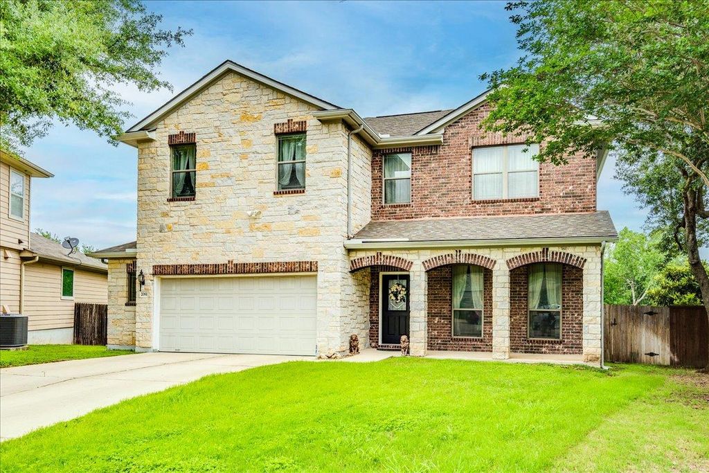 2061 Genesta DR, Buda, TX 78610