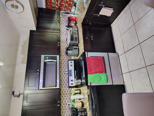 3031 NE 1st Avenue, Pompano Beach, FL 33064