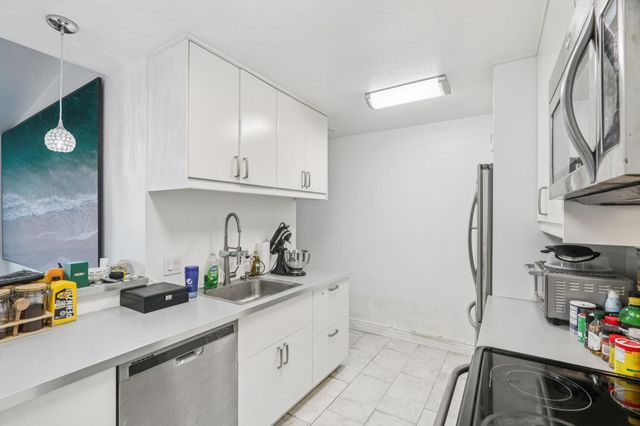 5801 Thunderbird ST A-11, Lago Vista, TX 78645