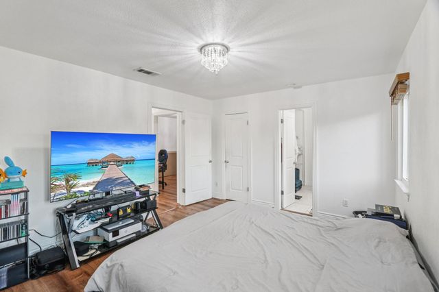 5801 Thunderbird ST A-11, Lago Vista, TX 78645