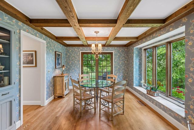 18864 Heathcote Drive, Deephaven, MN 55391