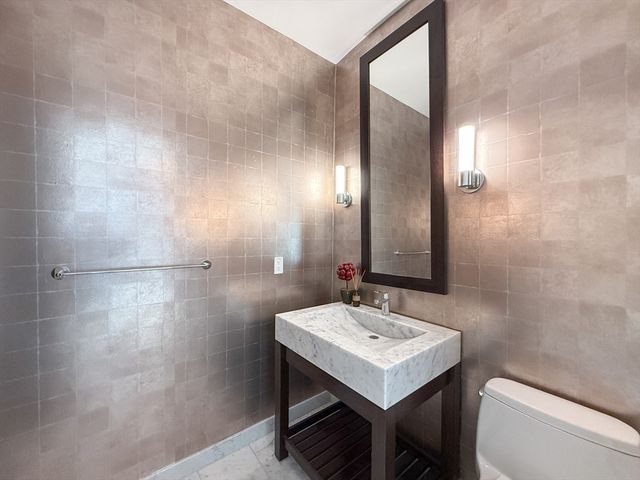 1 Franklin St 5106, Boston, MA 02110