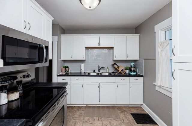 1536 Royer Street, Des Moines, IA 50316