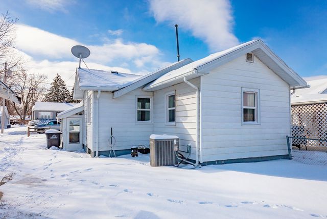 1536 Royer Street, Des Moines, IA 50316