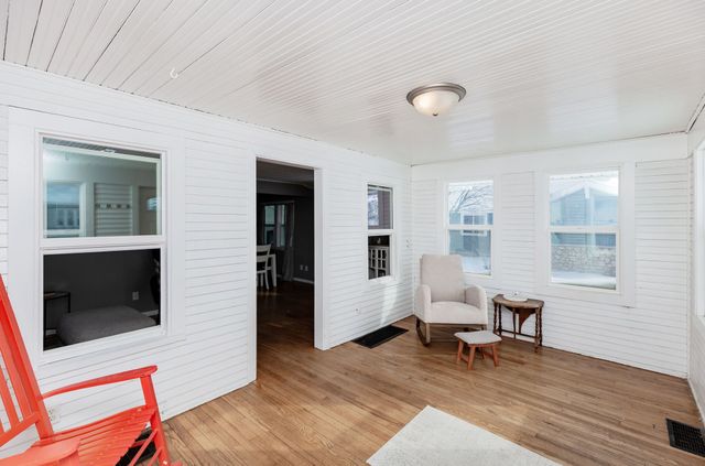 1536 Royer Street, Des Moines, IA 50316