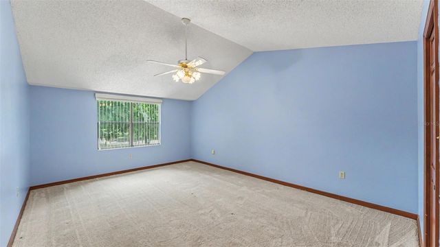 633 VICTORIA SQUARE LANE, Lakeland, FL 33813