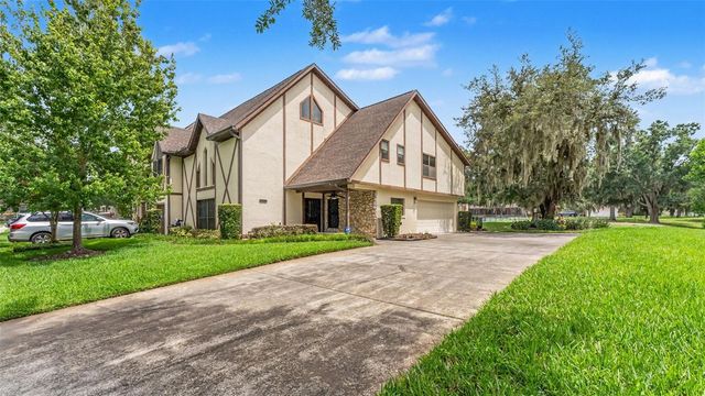 633 VICTORIA SQUARE LANE, Lakeland, FL 33813