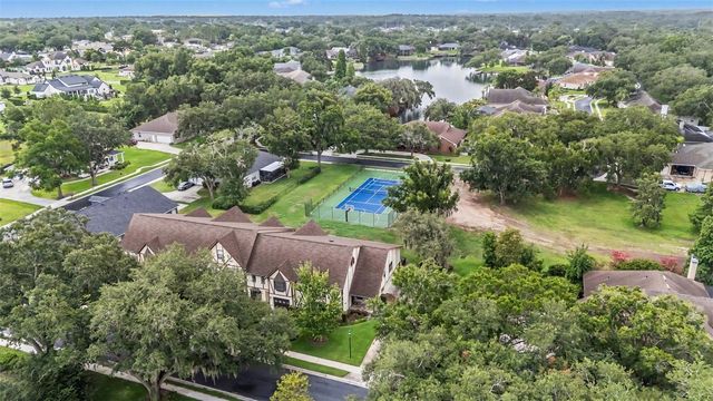 633 VICTORIA SQUARE LANE, Lakeland, FL 33813