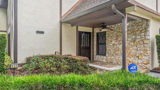 633 VICTORIA SQUARE LANE, Lakeland, FL 33813