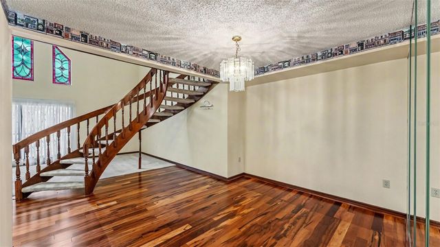 633 VICTORIA SQUARE LANE, Lakeland, FL 33813