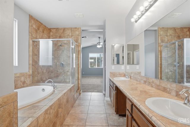 10300 Silverthorne Drive, Bakersfield, CA 93314