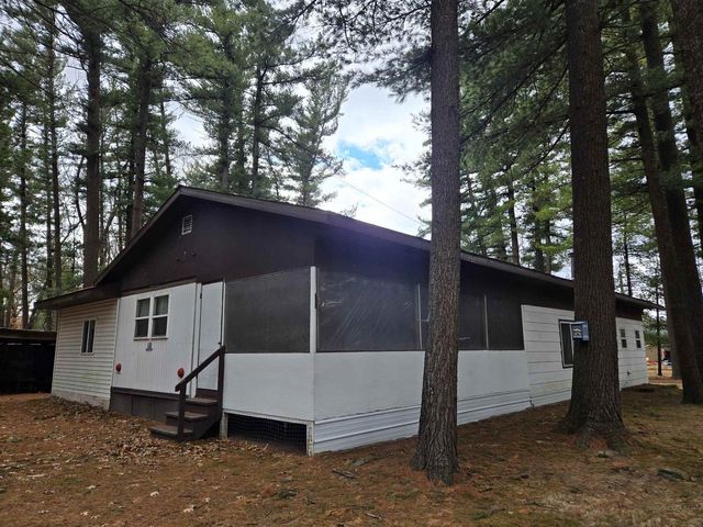 W8429 County Road C, New Lisbon, WI 53950