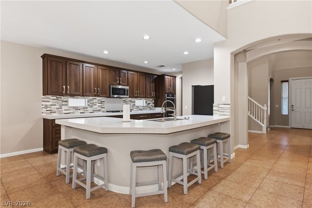 354 Shimmering Moon Street, Henderson, NV 89015
