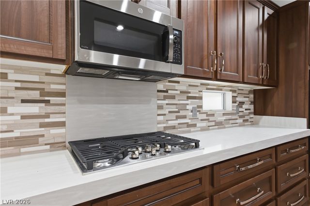 354 Shimmering Moon Street, Henderson, NV 89015