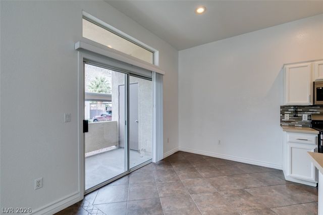 3364 Indian Shadow Street 101, Las Vegas, NV 89129