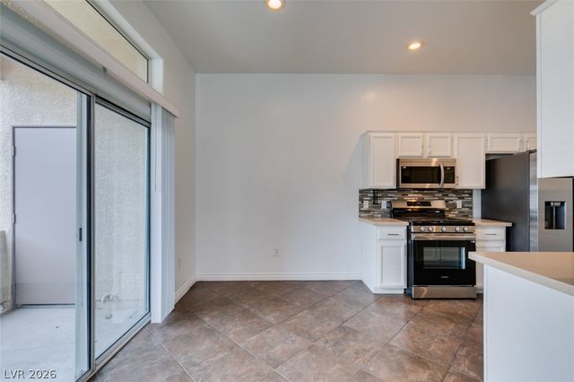 3364 Indian Shadow Street 101, Las Vegas, NV 89129