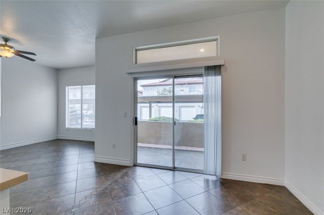 3364 Indian Shadow Street 101, Las Vegas, NV 89129