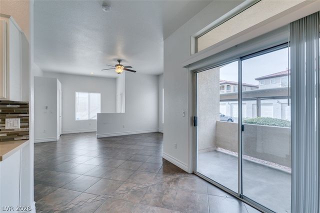 3364 Indian Shadow Street 101, Las Vegas, NV 89129