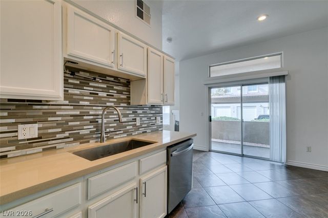 3364 Indian Shadow Street 101, Las Vegas, NV 89129