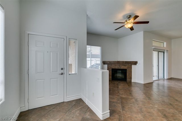 3364 Indian Shadow Street 101, Las Vegas, NV 89129