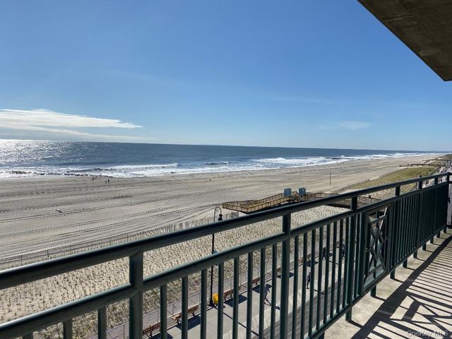 26 W Broadway 604, Long Beach, NY 11561