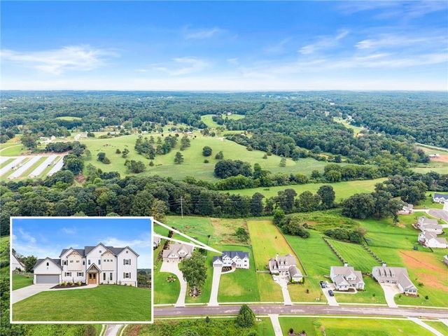 5746 Avalon Commons Way, Clermont, GA 30527