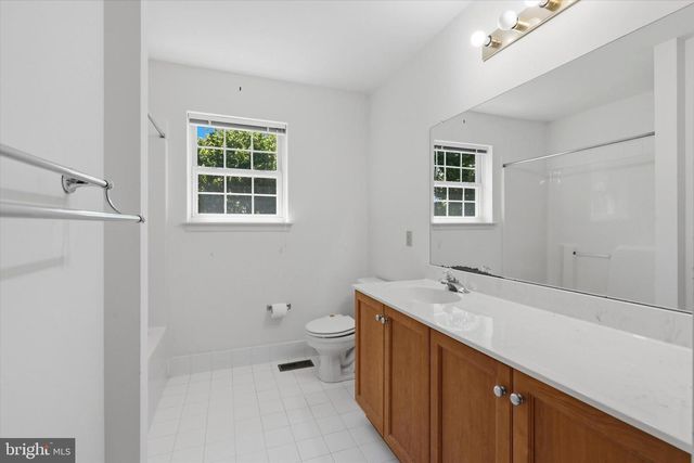20 CRIMSON DR, Norristown, PA 19401