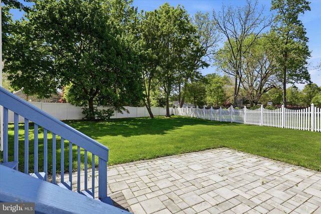 20 CRIMSON DR, Norristown, PA 19401
