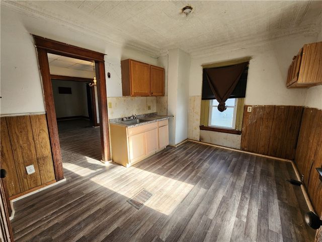 35 Bleile Ter, Rochester, NY 14621