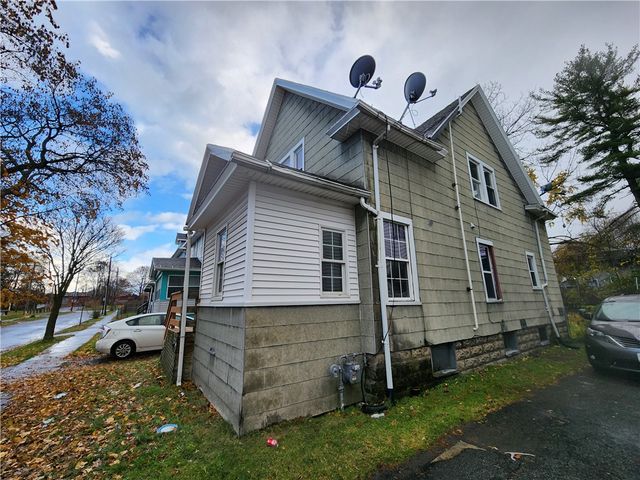 35 Bleile Ter, Rochester, NY 14621