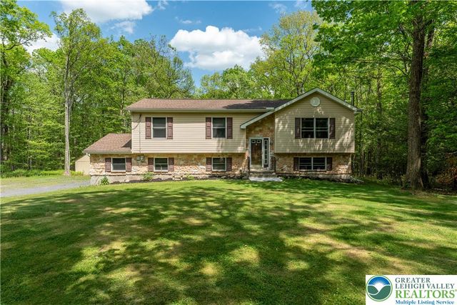 2726 Oak Lane, Chestnuthill Twp, PA 18353