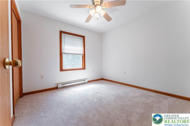 2726 Oak Lane, Chestnuthill Twp, PA 18353