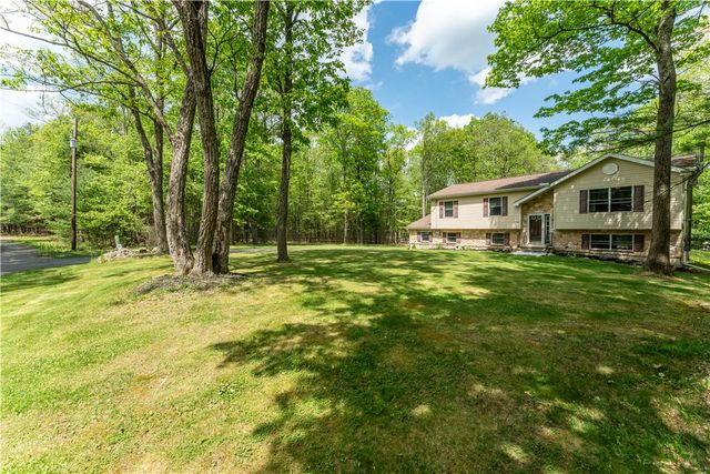 2726 Oak Lane, Chestnuthill Twp, PA 18353