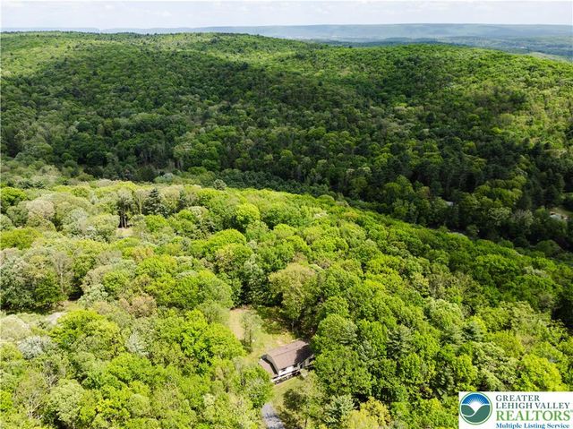 2726 Oak Lane, Chestnuthill Twp, PA 18353