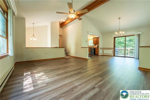 2726 Oak Lane, Chestnuthill Twp, PA 18353