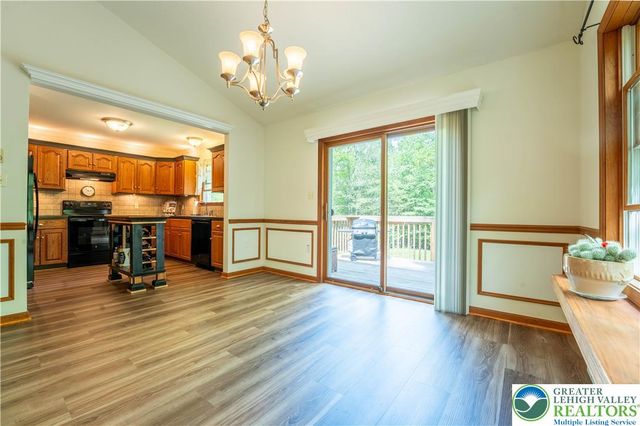2726 Oak Lane, Chestnuthill Twp, PA 18353