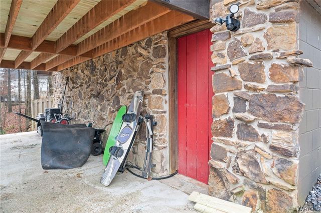 12244 Cherokee, Northport, AL 35475