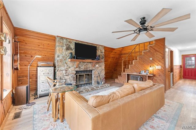 12244 Cherokee, Northport, AL 35475