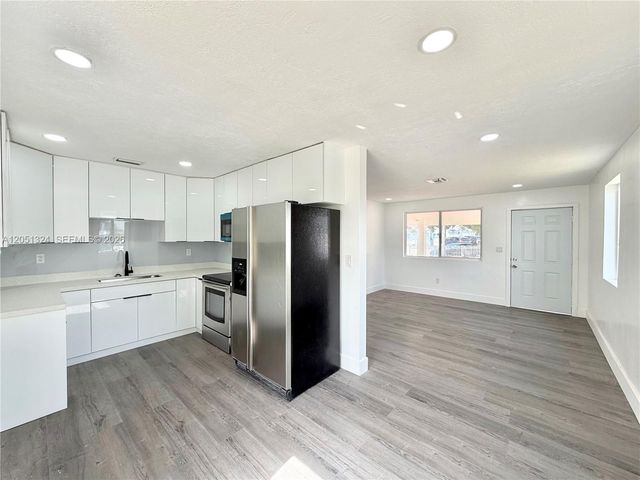 685 SE Park Drive, Hialeah, FL 33010