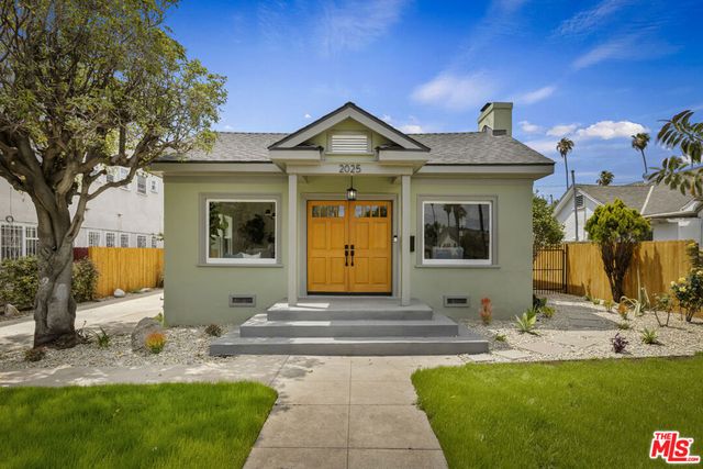 2025 West Boulevard, Los Angeles, CA 90016