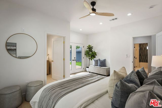 2025 West Boulevard, Los Angeles, CA 90016