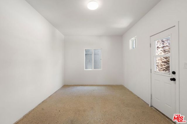2025 West Boulevard, Los Angeles, CA 90016