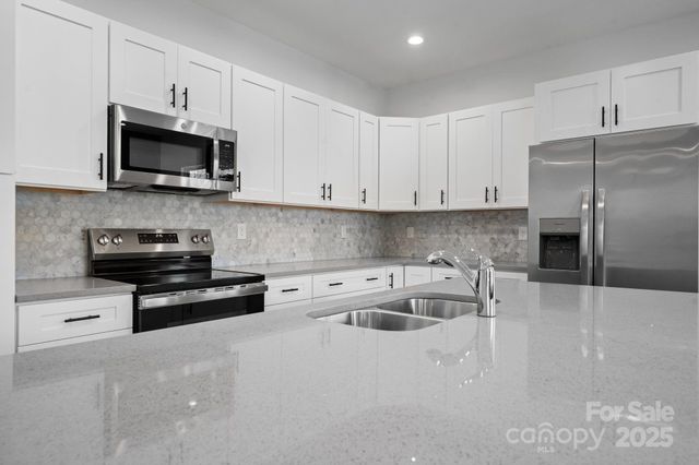 113 Brentwood Drive, Maiden, NC 28650